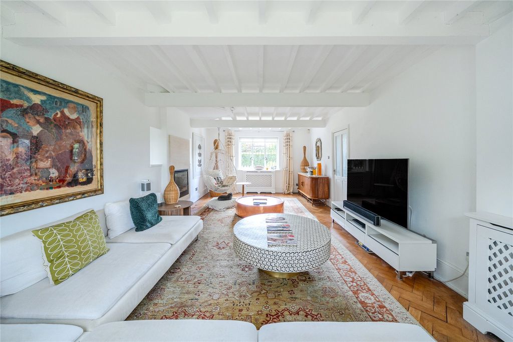 Property photo 2 of 51 Picture No. 23