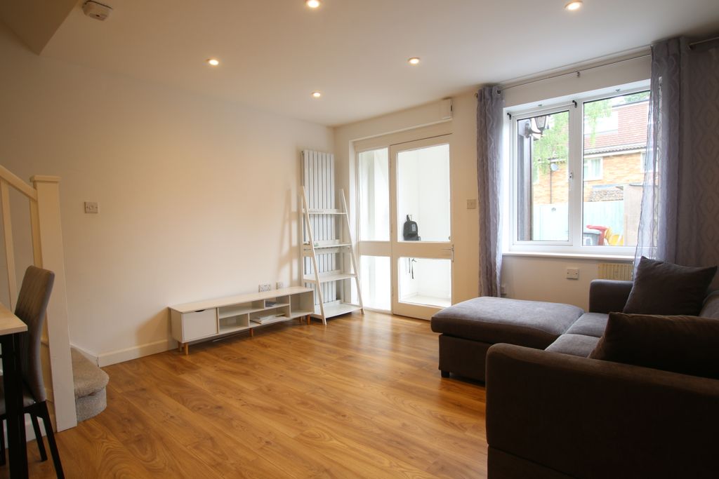 Property photo 3 of 8 Img_1020