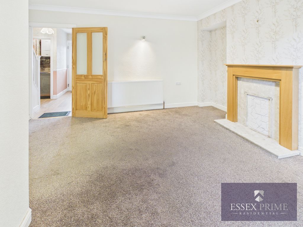 Property photo 3 of 36 Photo 12