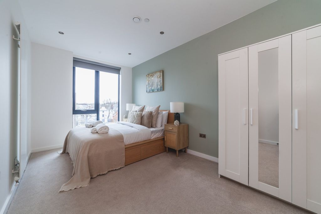 Property photo 3 of 26 Bedroom