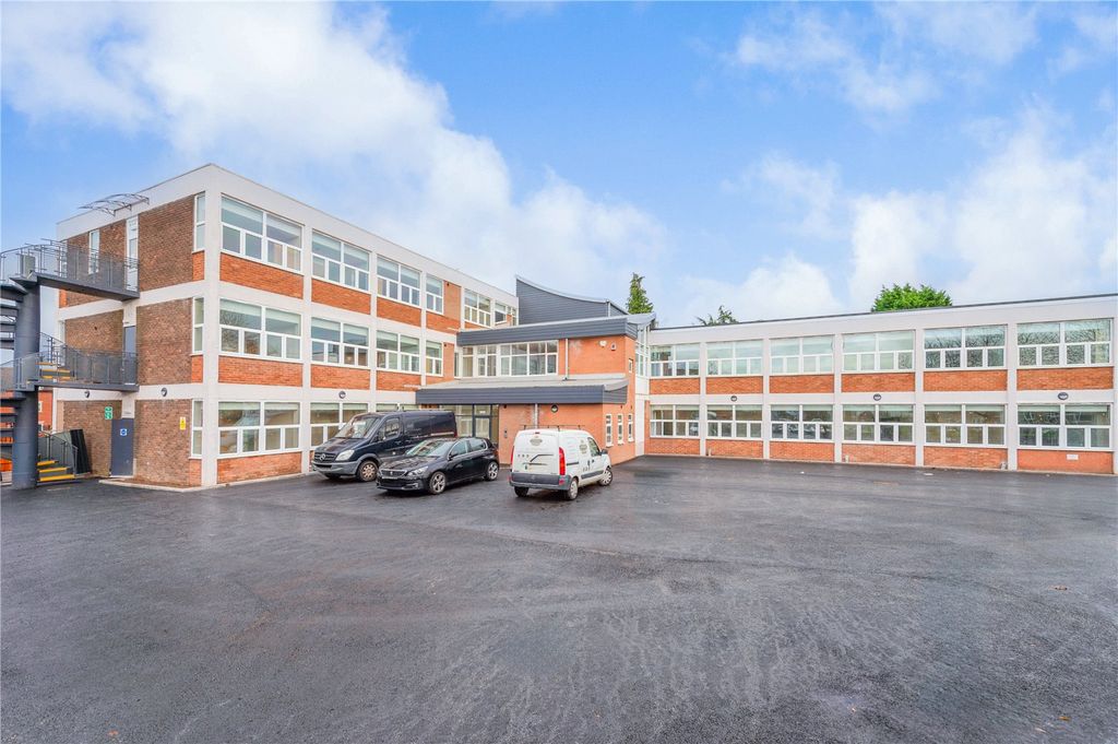 Property photo 2 of 33 Picture No. 07