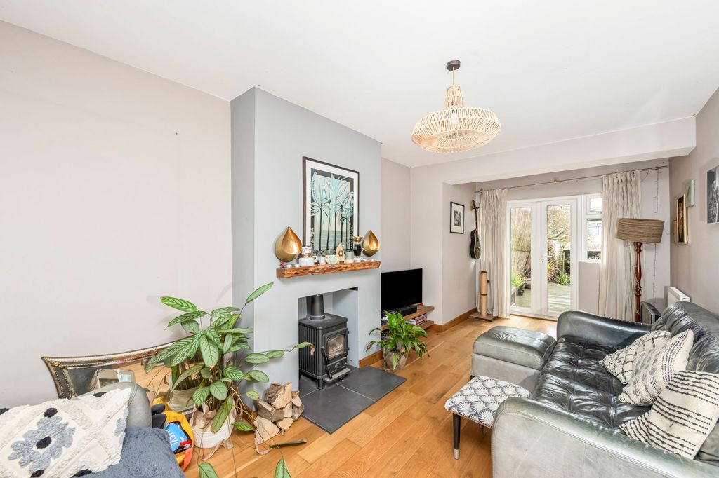 Property photo 1 of 24
