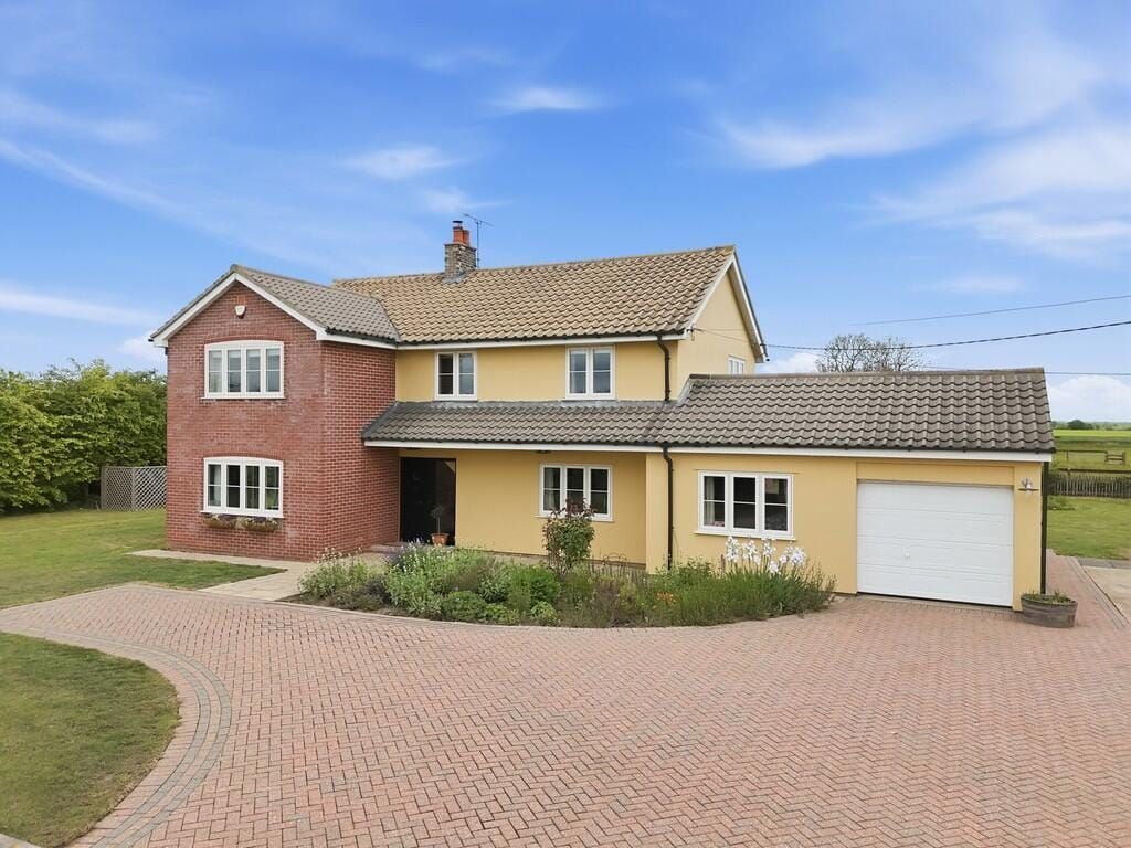 Property photo 1 of 25