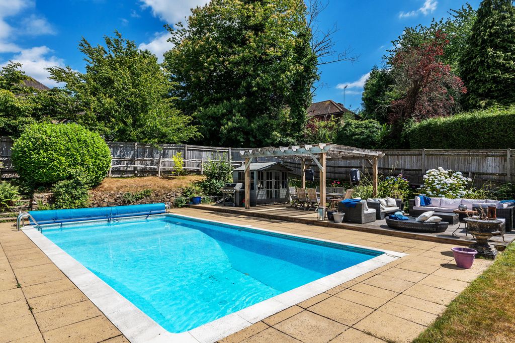 Additional image 10 of 4 bed detached house for saleRockfield Road, Oxted, Surrey RH8