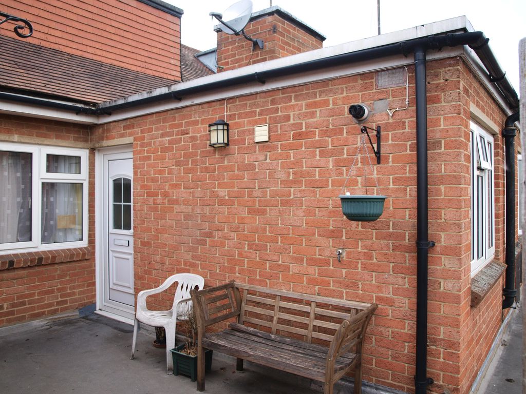 Property photo 1 of 9 Front Entrance