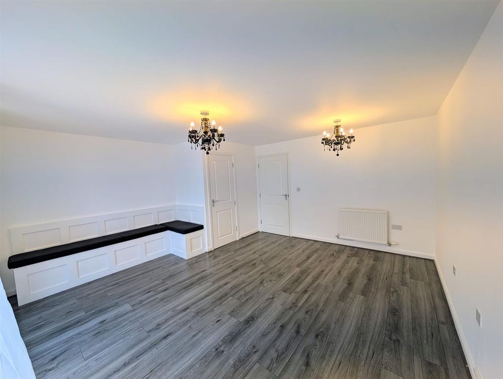 Property photo 3 of 15 Living Room