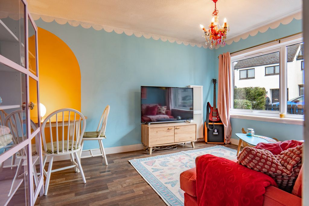 Property photo 3 of 24