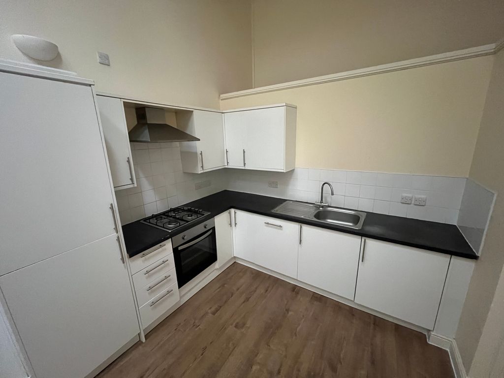 Property photo 3 of 7 Image