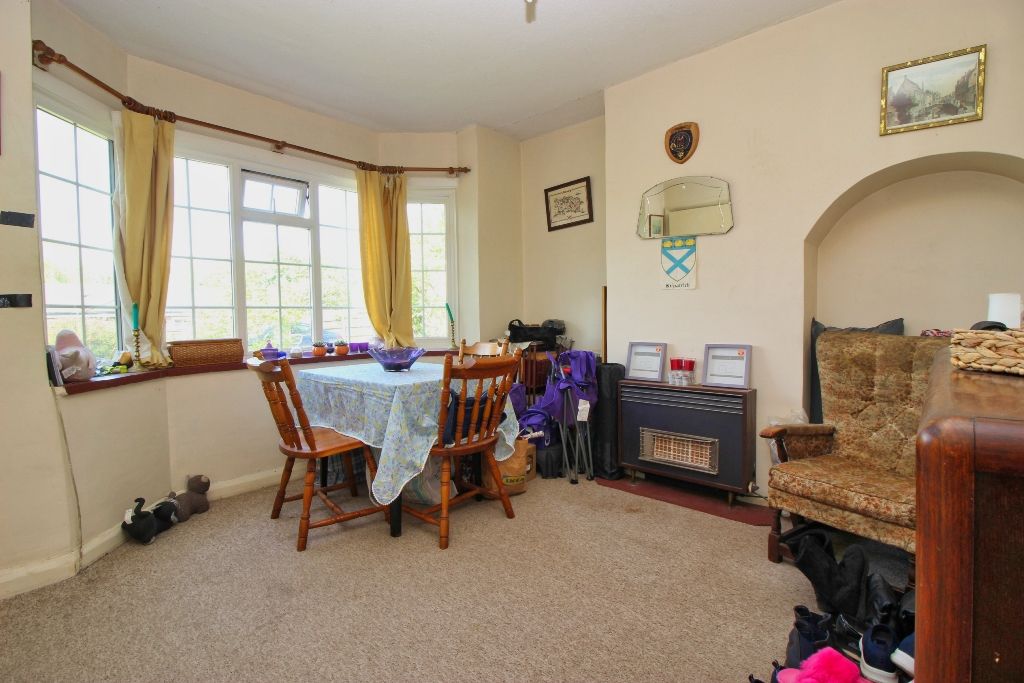 Property photo 3 of 14 Dining Room