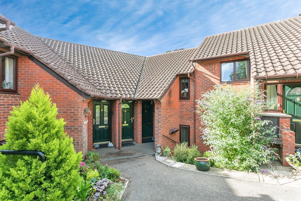 Property photo 1 of 13