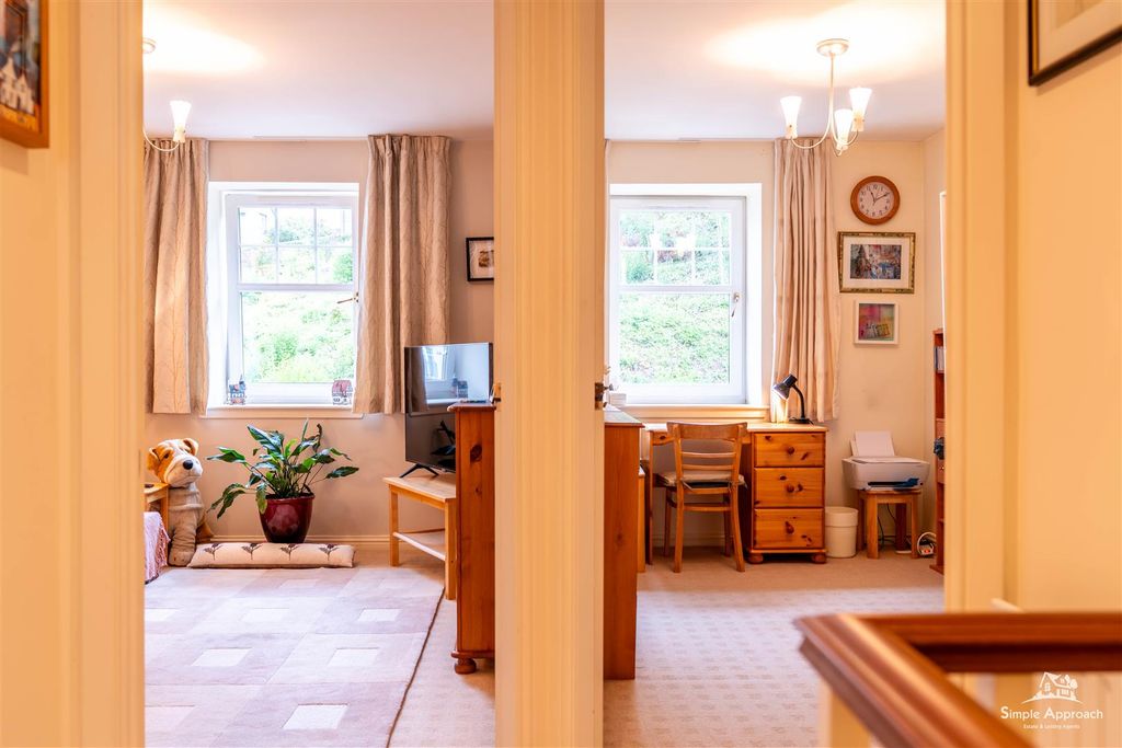 Additional image 41 of 4 bed property for saleRosslyn Avenue, Perth PH2