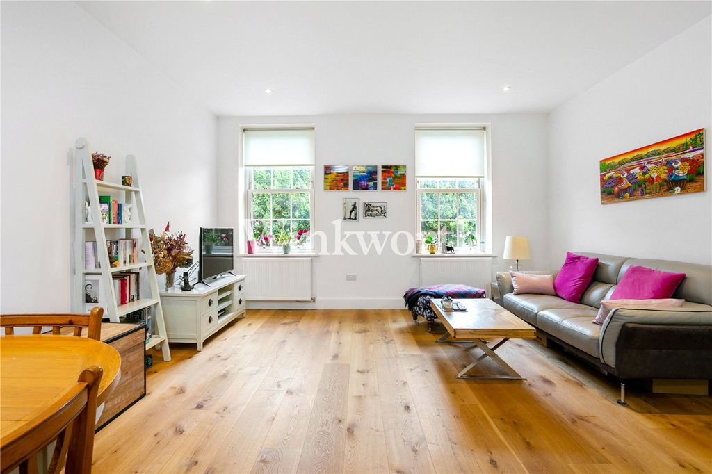 Property photo 3 of 14 Picture No. 22