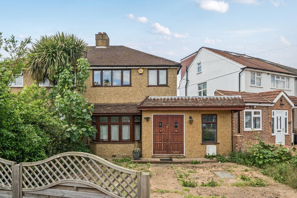 Property photo 1 of 4 1-681A04848693A-1...