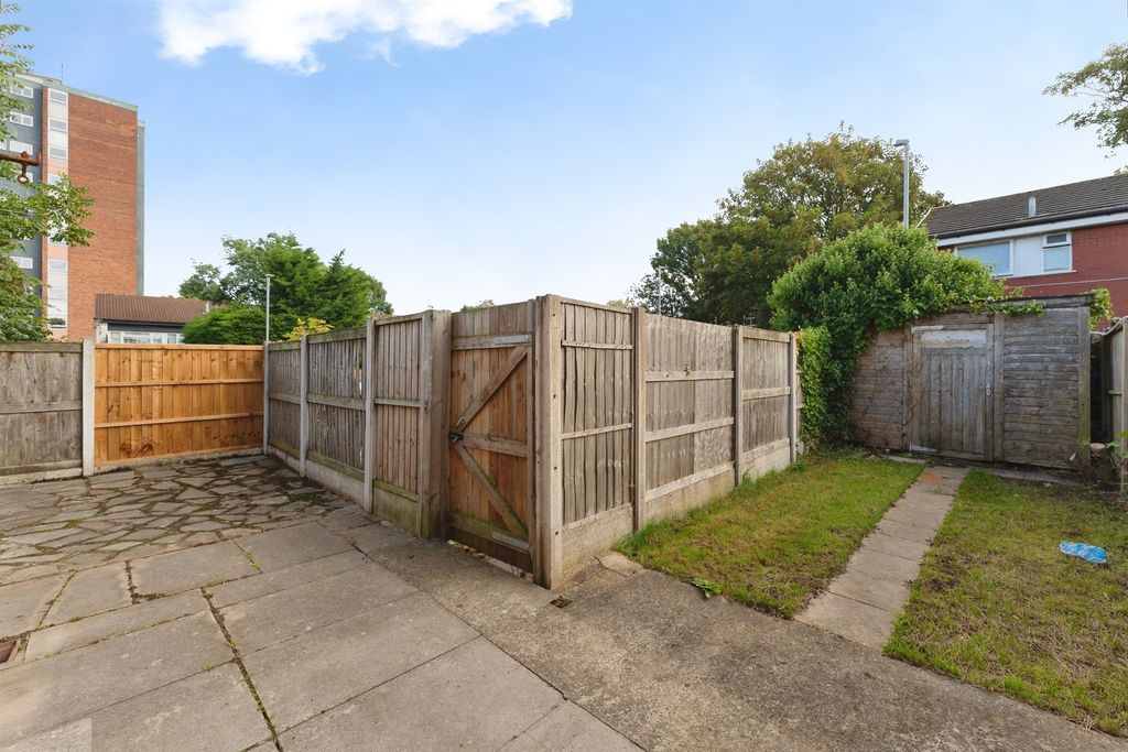 Property photo 3 of 20