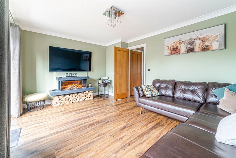 Property photo 2 of 14 Photo 9