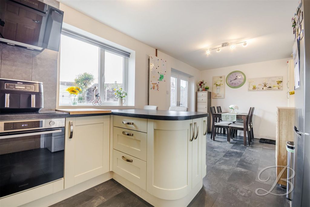 Property photo 2 of 26 Ccltd-24.Jpg