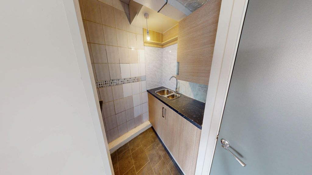 Property photo 3 of 5 106-Undercliffe-Road-03162026_145910