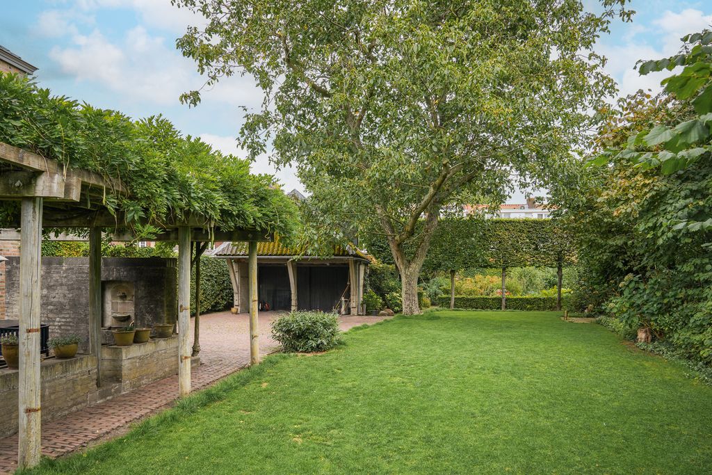 Property photo 3 of 73