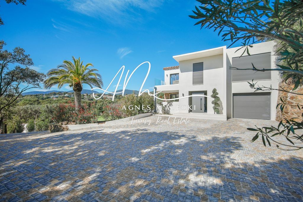 Property photo 1 of 18 Exceptional Villa - Very High-End Renovation In La Croix Valmer