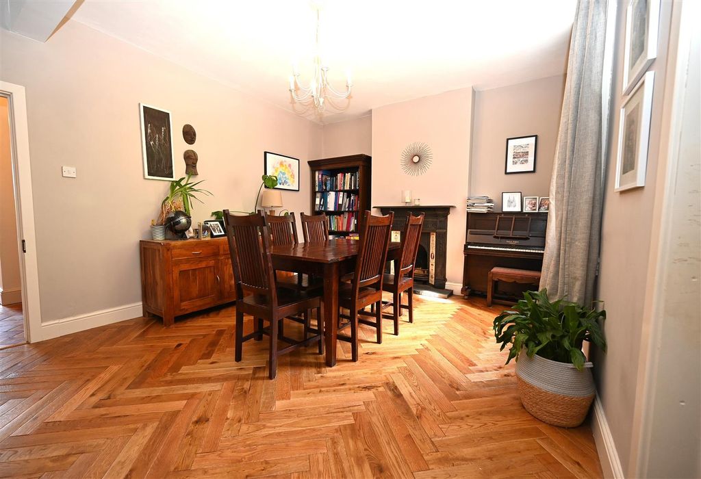 Property photo 2 of 26 Dining2.Jpg