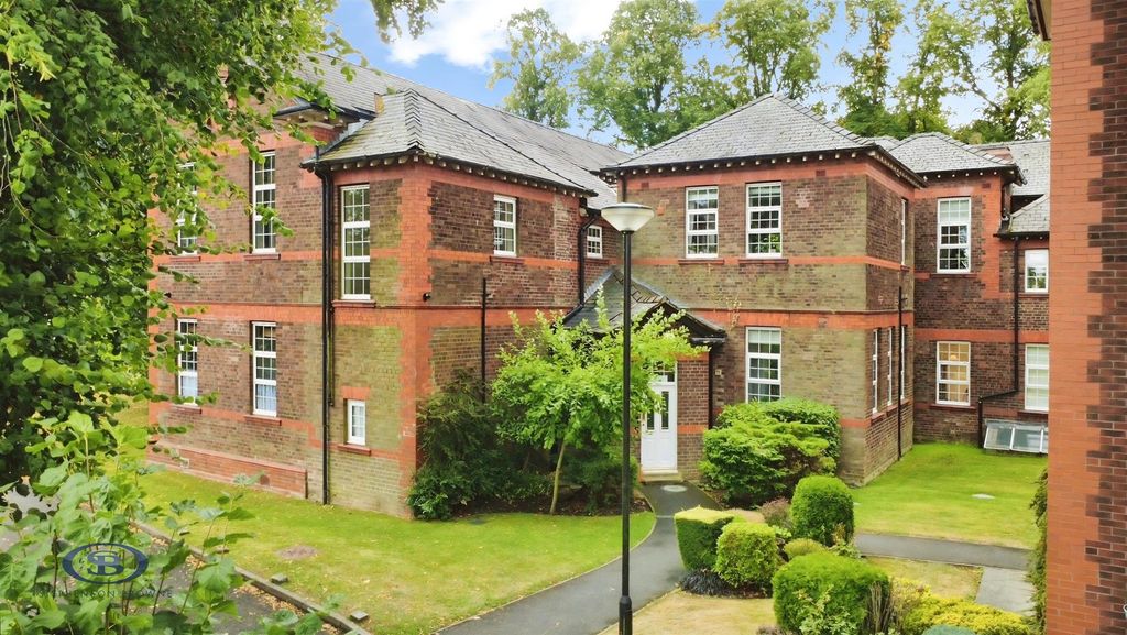 Property photo 1 of 17 89A35487-Front.Jpg
