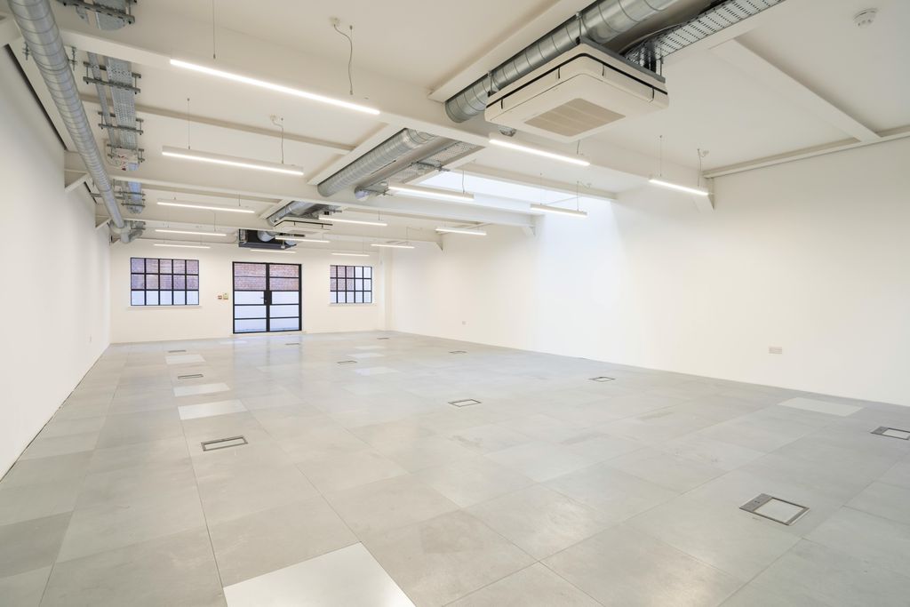 Property photo 3 of 39 MC39939474Hr.Jpg