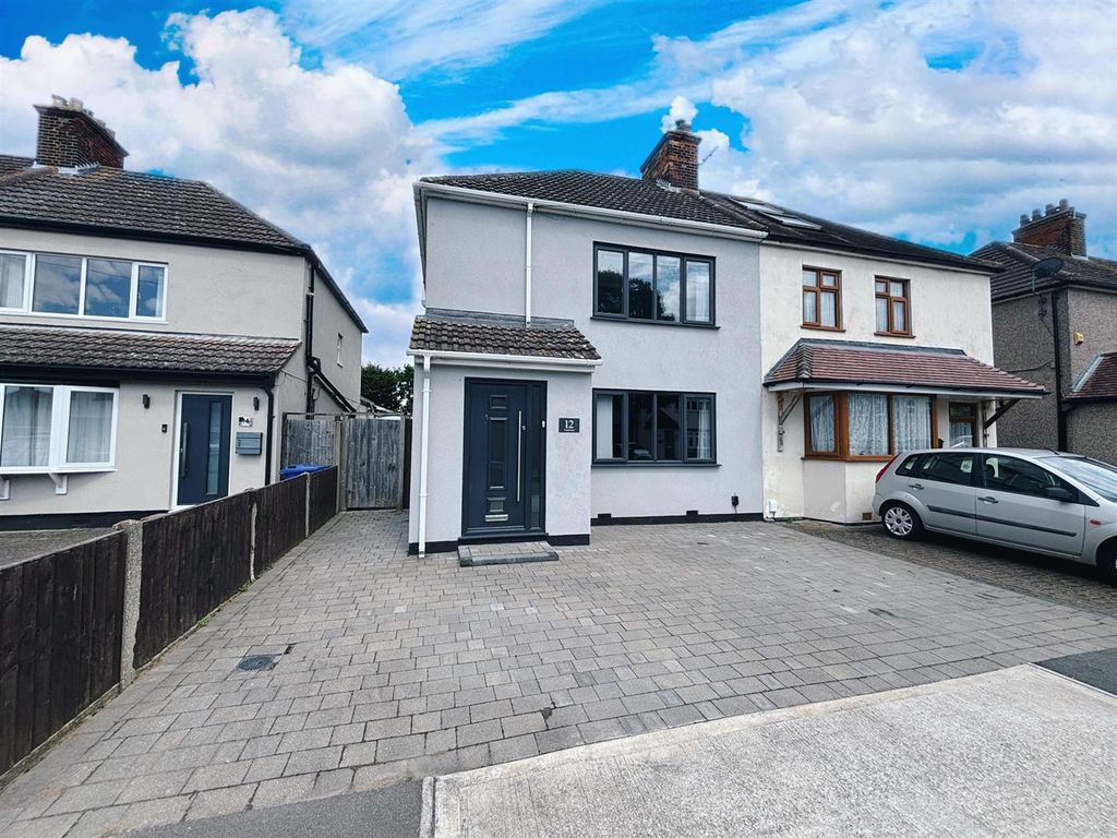 Property photo 1 of 27