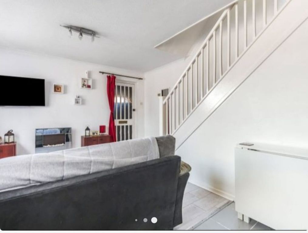 Property photo 2 of 7