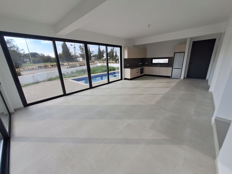 Property photo 2 of 14 Lounge, Kitchen,...