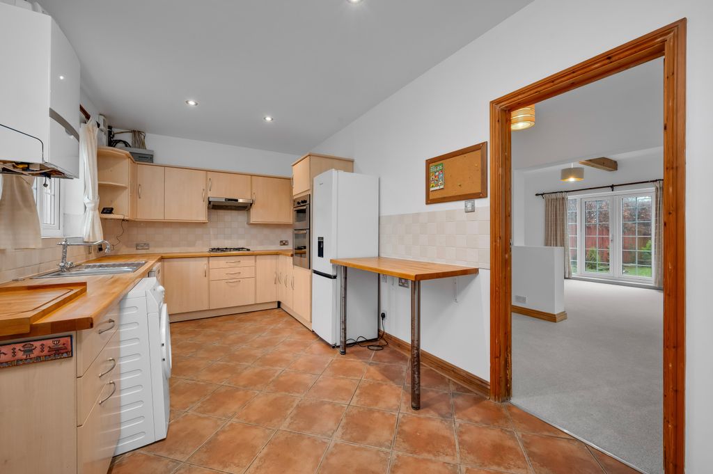 Property photo 3 of 15 Picture No. 07