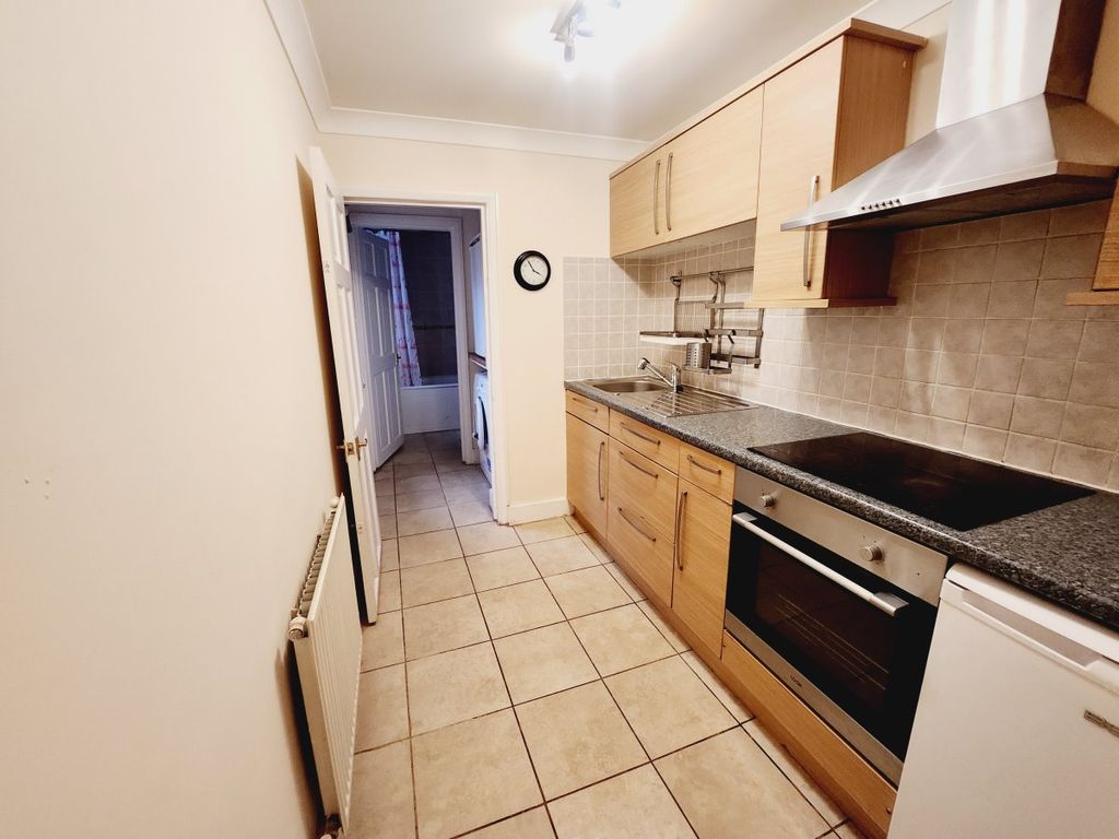 Property photo 2 of 5