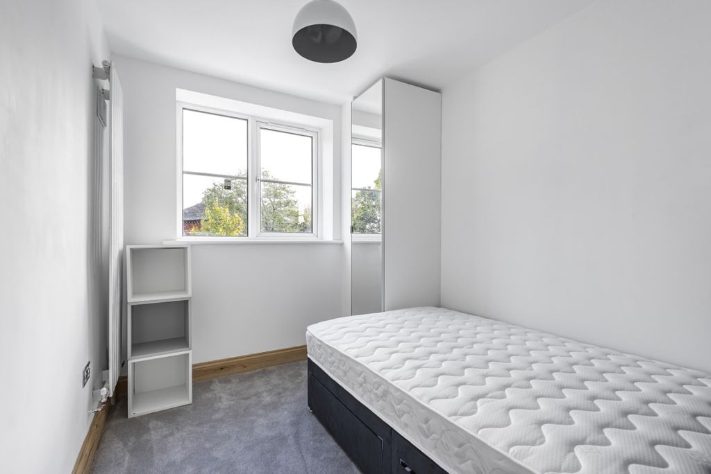 Property photo 3 of 6 916643 (4)