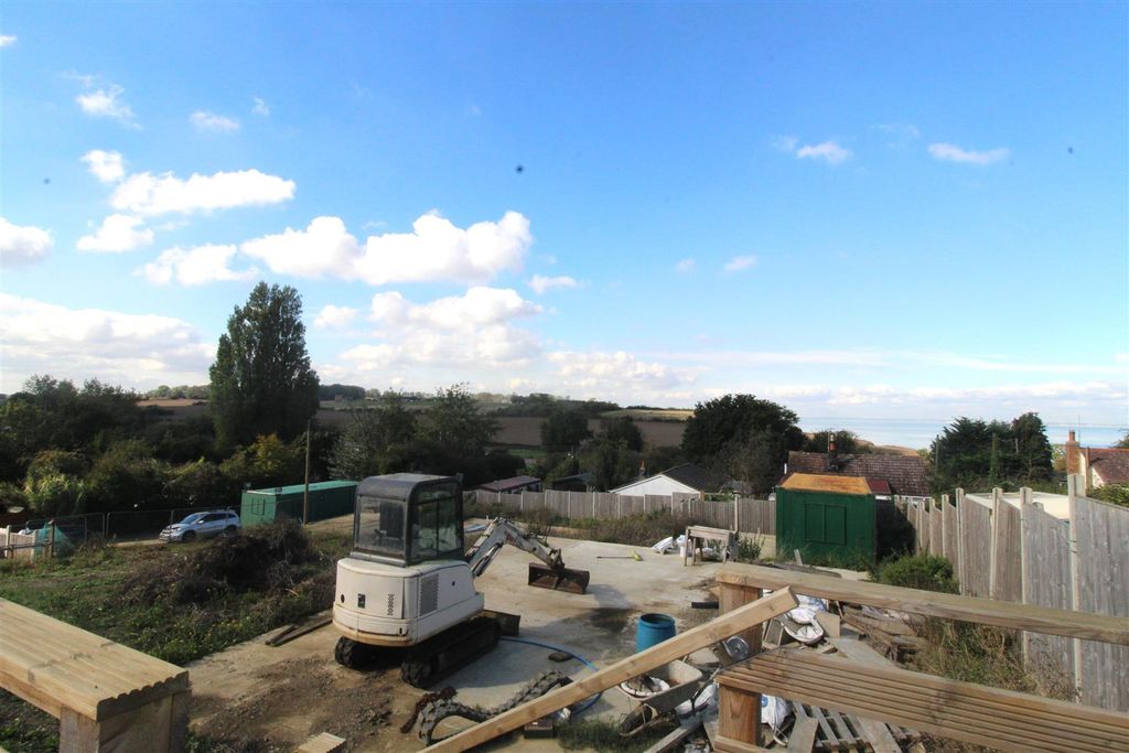 Property photo 3 of 14 Land