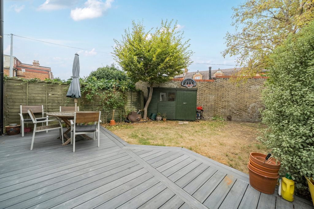 Property photo 2 of 11 1513637-22-6A9Ae1...