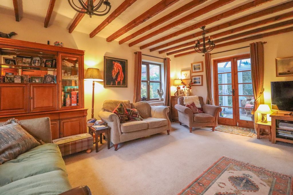 Property photo 2 of 36 4868614