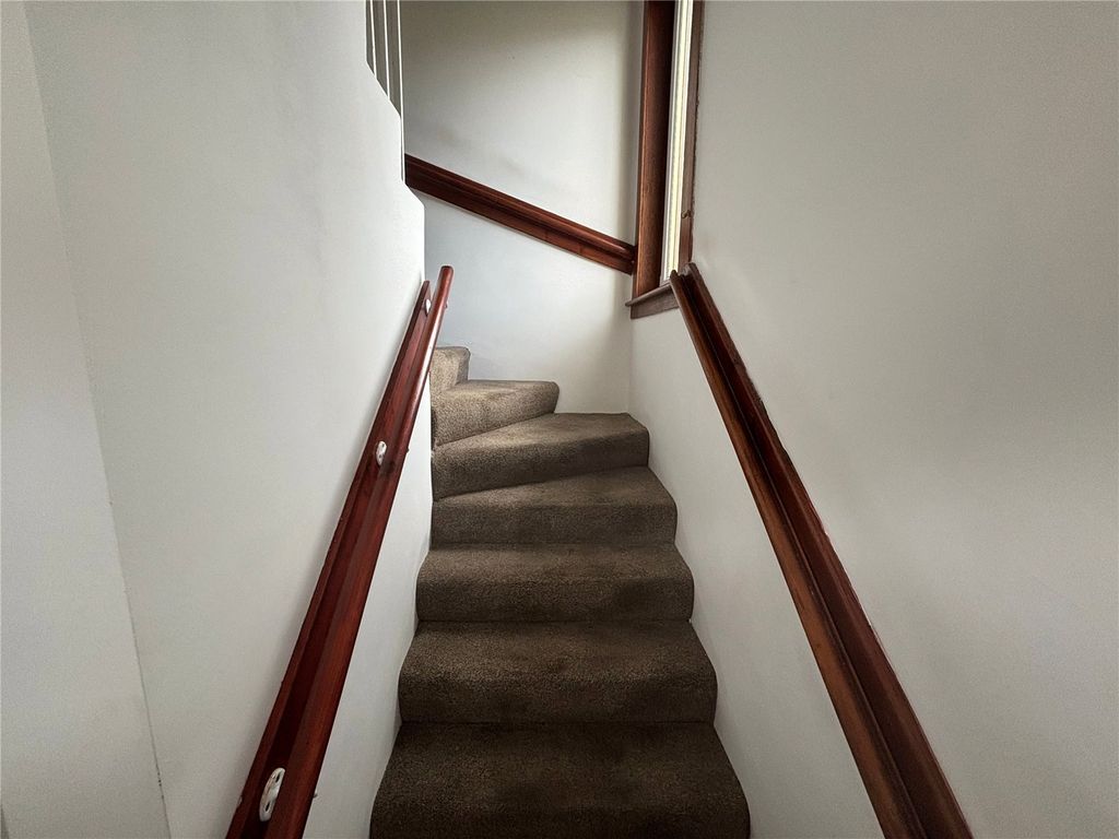 Property photo 2 of 11 Picture No. 04