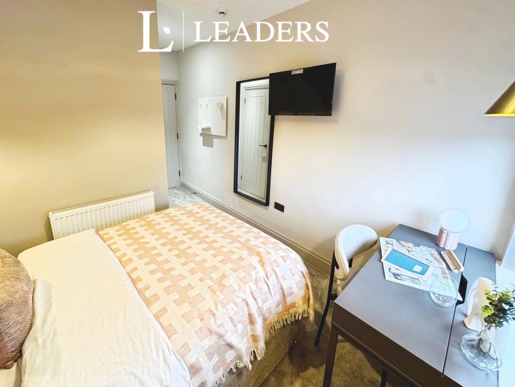 Property photo 3 of 7 Pbox-Img.Jpg
