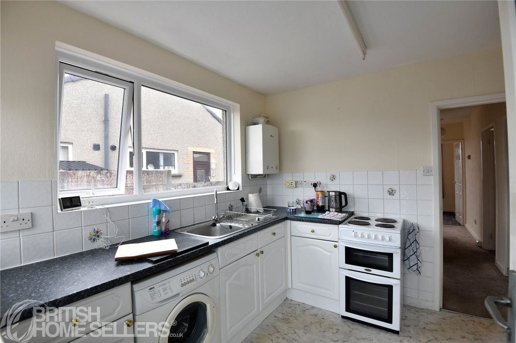 Property photo 3 of 15 Picture No. 13