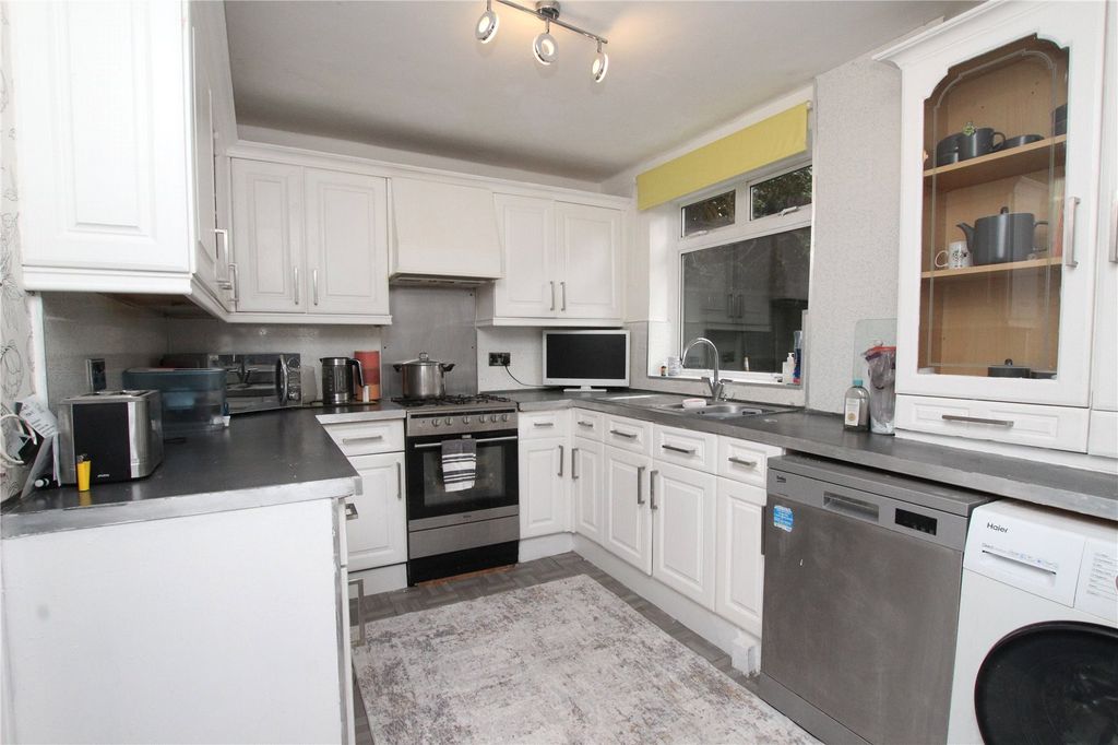 Property photo 2 of 15 Picture 2