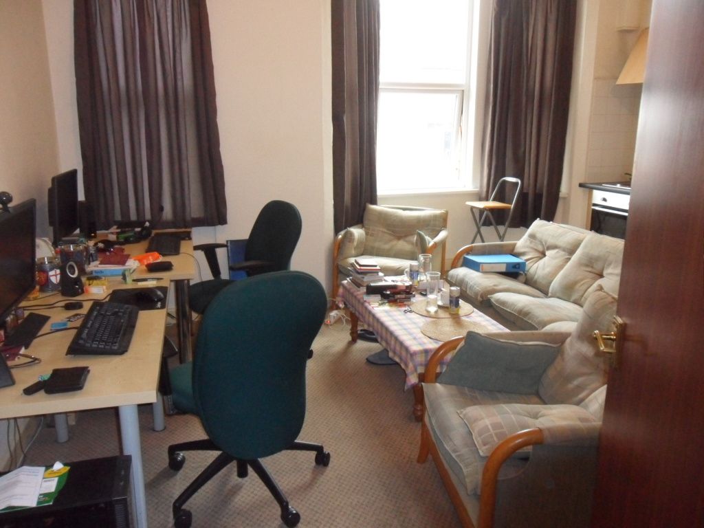 Property photo 3 of 8