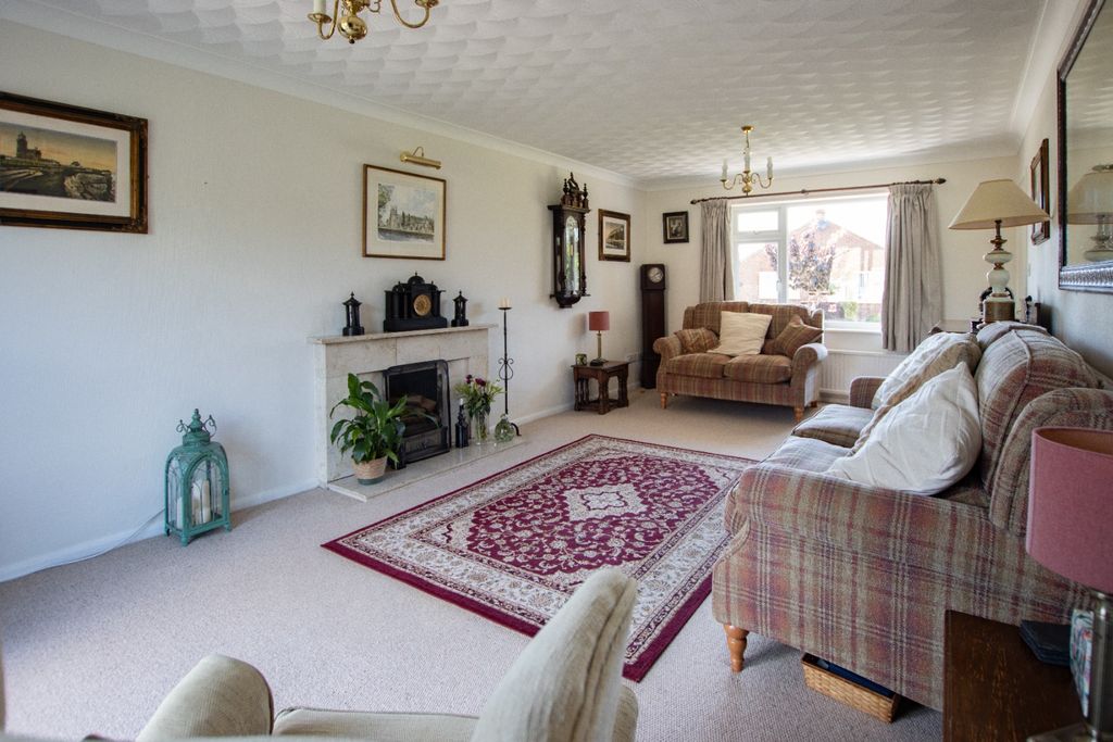 Property photo 3 of 29 5256555