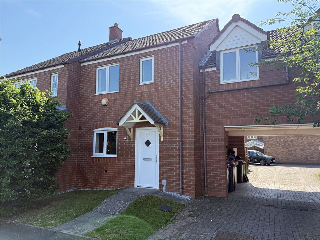 Property photo 1 of 19 Picture No. 13