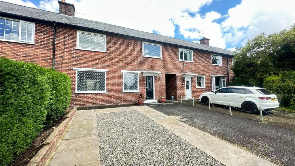 Property photo 2 of 27