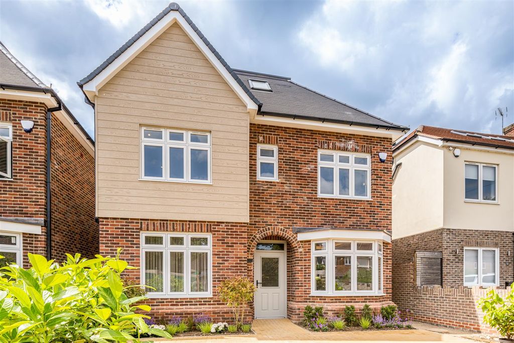 Additional image 46 of 5 bed property for salePlot 4, Chase View, Spring Court Road, Enfield EN2