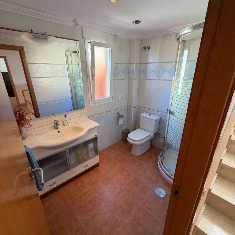 Property photo 3 of 35