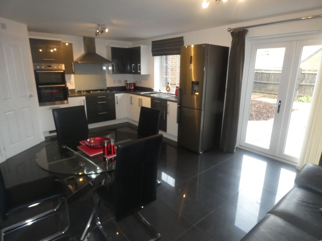 Property photo 3 of 18 Kitchen-Diner