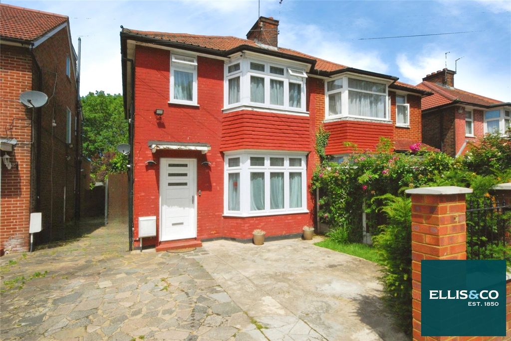 Property photo 2 of 12 Picture No. 14