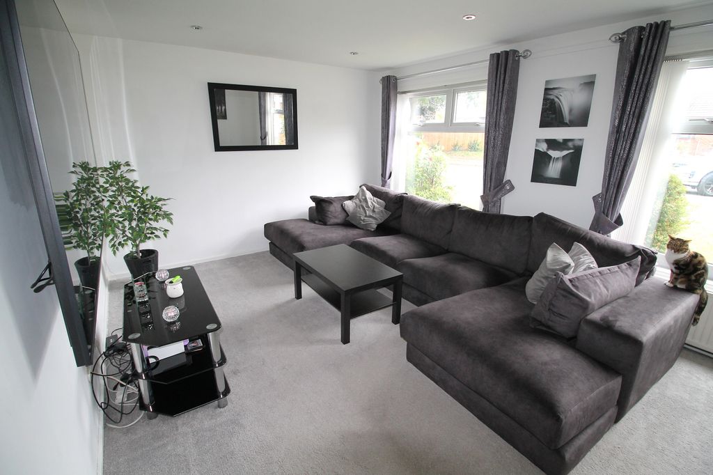 Property photo 2 of 20 Img_2458