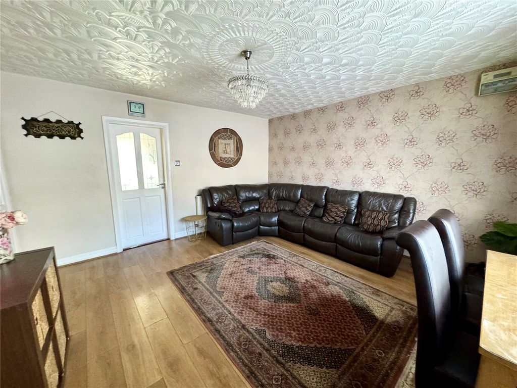 Property photo 2 of 23 Picture No. 02