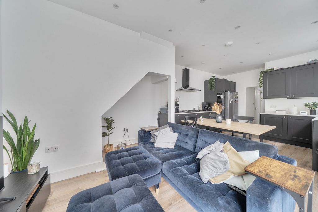 Property photo 3 of 38 1471615-7-6A22E3A...